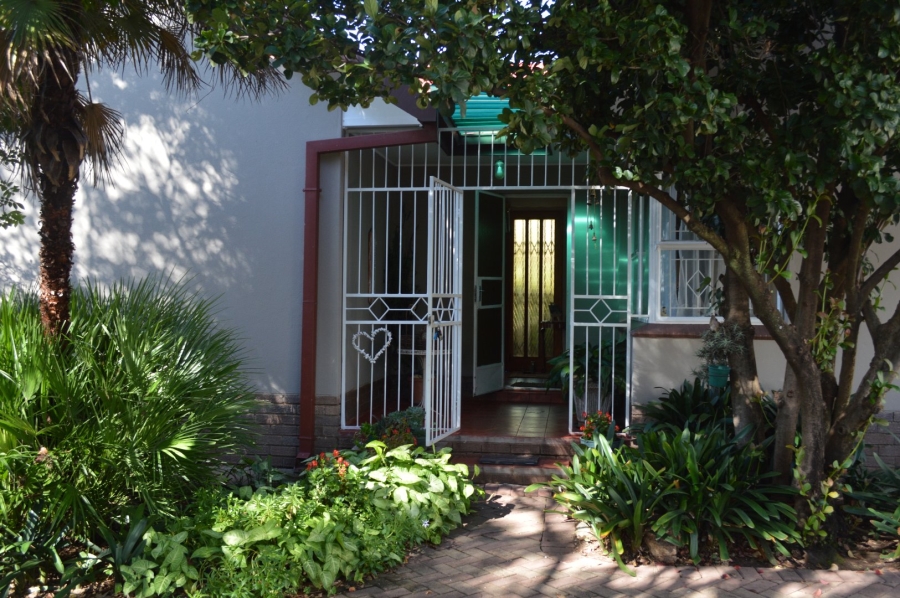 4 Bedroom Property for Sale in La Hoff North West